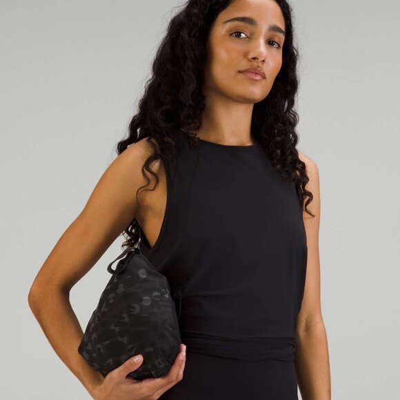 Lululemon Packable Water-Repellent Jacket Primal Dot Max Black Multi – NWOT - 10 - Picture 9 of 12